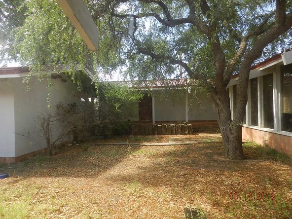 Stephen & Sue Lau Building: 1 Spring Dr, Fort Stockton, TX 79735